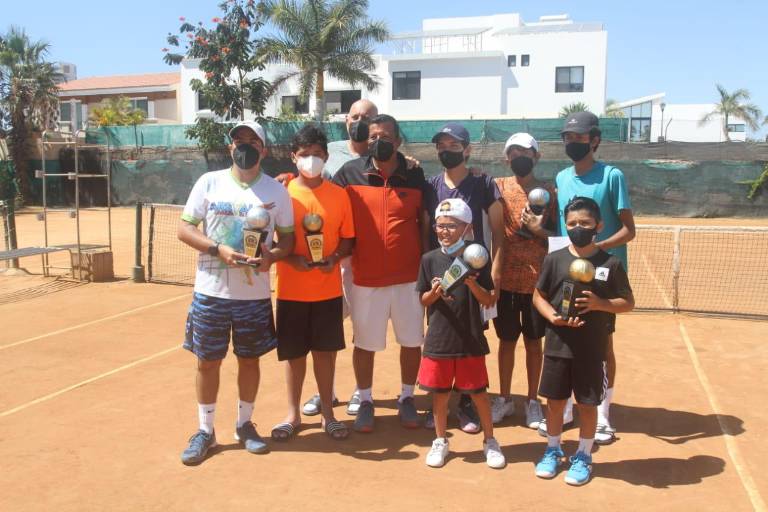 Todo un éxito el Torneo de Tenis Nancy Grimes de Semana Santa 2021