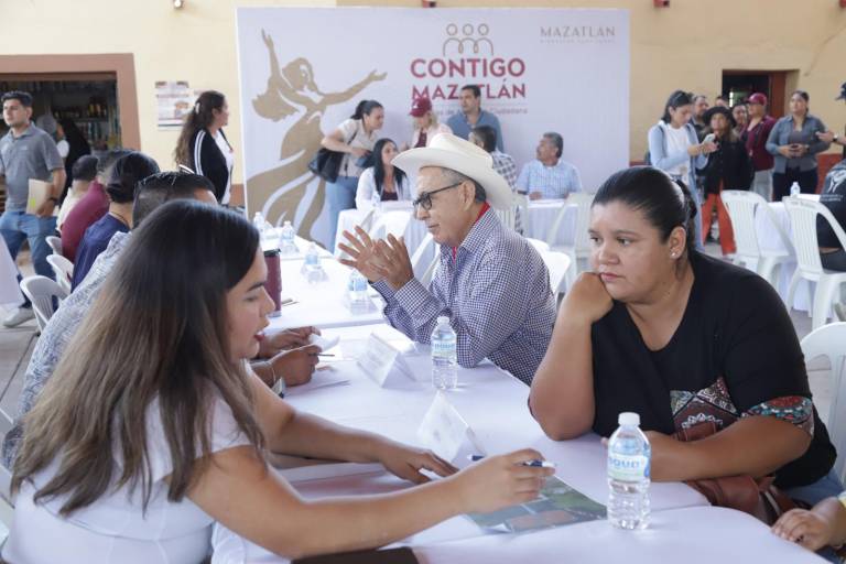 Piden reactivación de la economía en El Quelite ante baja afluencia de turistas