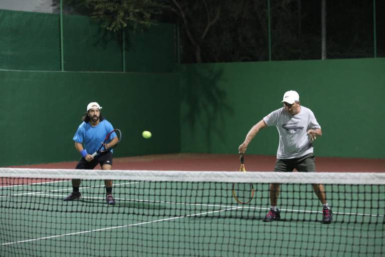 Rumbo a las finales de Copa Carnaval de Tenis, en Cachoras Ranch