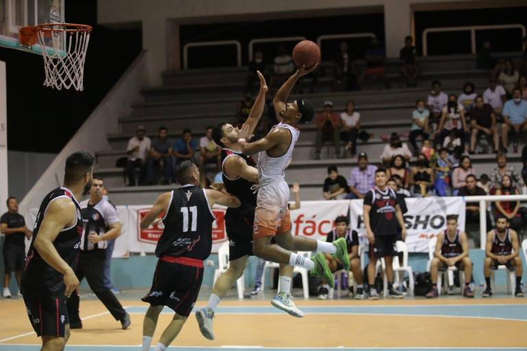Delfines de Mazatlán vence a Ganaderos de Durango y es campeón de la Región 4 en el Cibapac