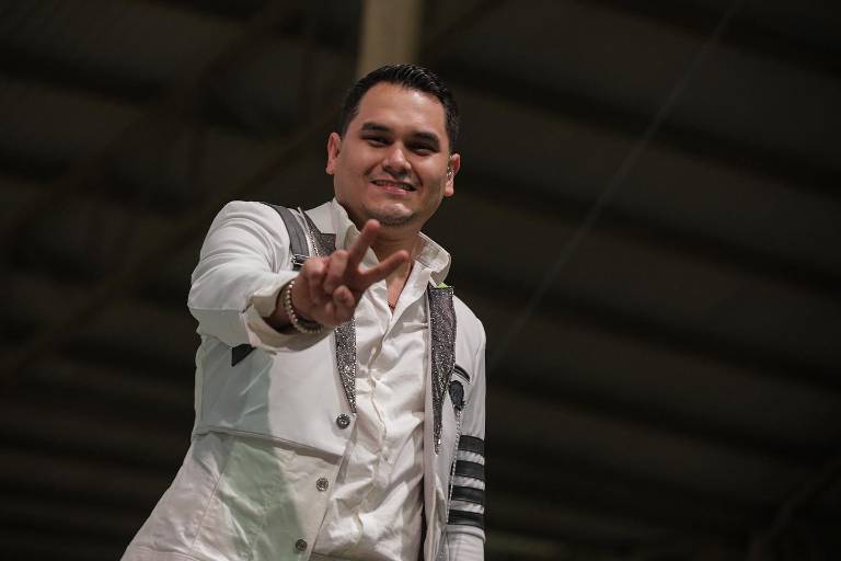Se va el vocalista Samuel Sarmiento de Banda Los Recoditos