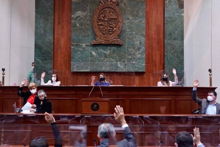 Van 14 legisladores que han solicitado licencia al Congreso de Sinaloa