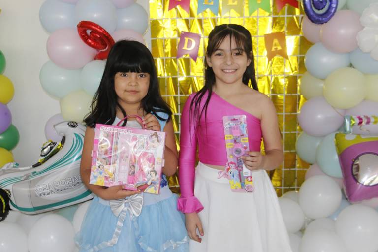Festeja Grupo Datemex a hijos de colaboradores en el Día del Niño