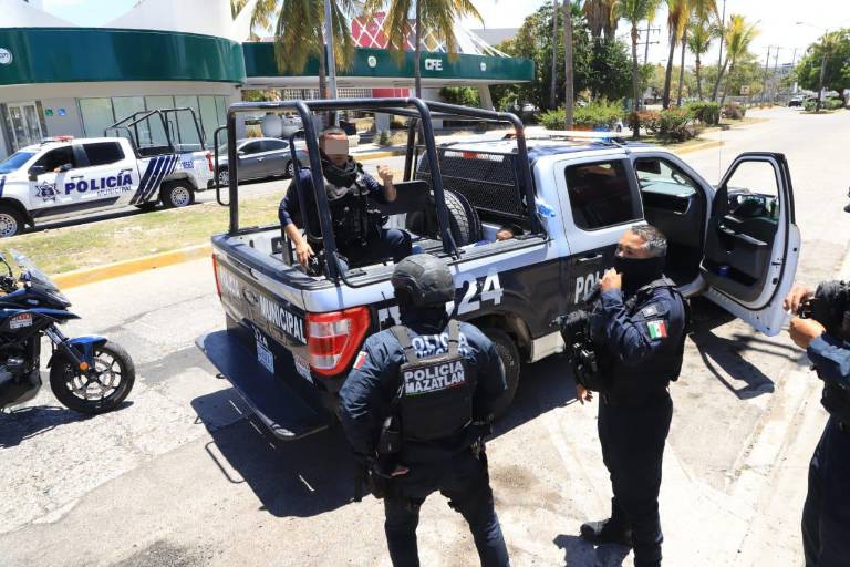 Podría haber más involucrados con la célula de ‘clonatarjetas’ capturada este domingo en Mazatlán