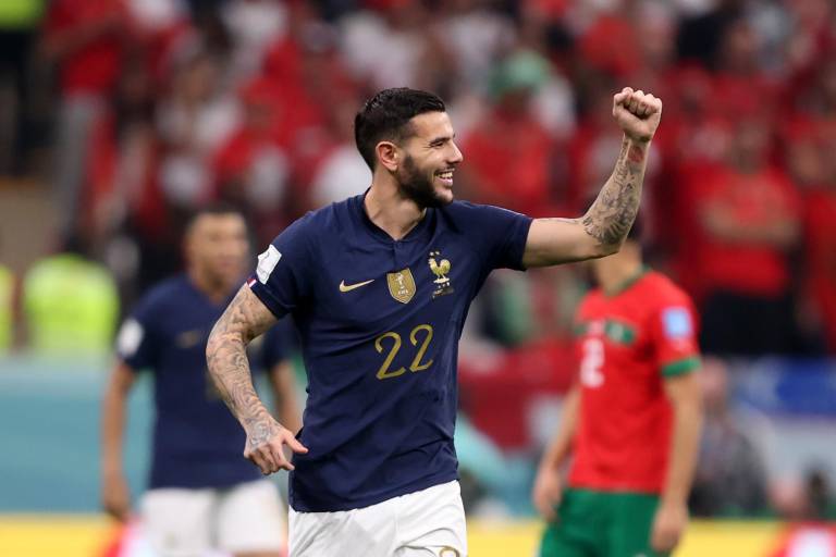 Francia sufre, pero vence a Marruecos y avanza a la final de Qatar