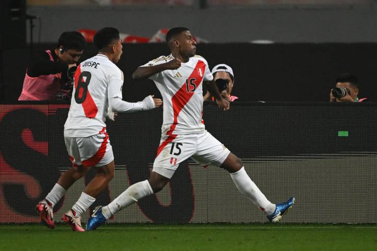 Sobre el final, Perú le gana a Uruguay en Lima