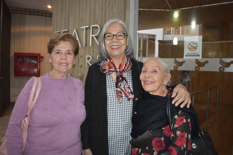 Disfrutan sinaloenses la obra de Óscar Liera en la escena