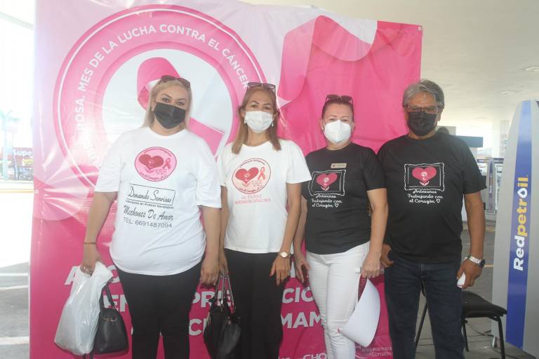 Dan banderazo de arranque de la campaña ‘Octubre Rosa’ de Redpetroil
