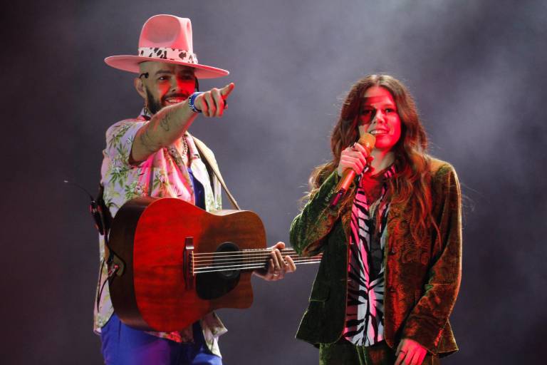 Celebran Jesse &amp; Joy a la Reina Infantil del Carnaval de Mazatlán