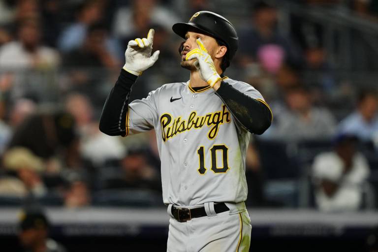 Bryan Reynolds y Piratas acuerdan extensión de contrato
