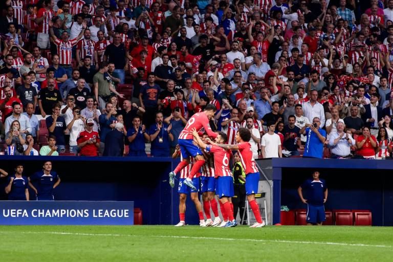 Feyenoord sin Santiago Giménez sufrió y cayó 3-2 ante Atlético de Madrid en Champions