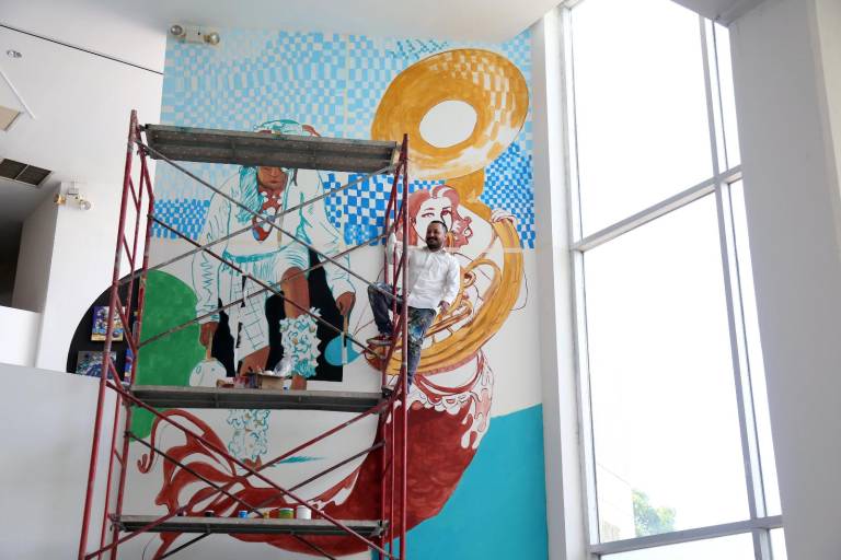 Mural de El Taqhero adorna uno de los muros de la GAALS