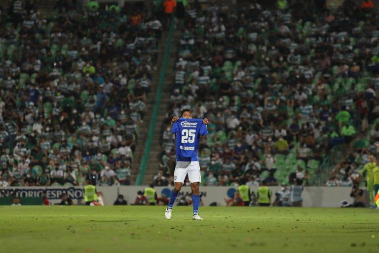 Con gol del sinaloense Luis Romo, Cruz Azul toma ventaja en la final