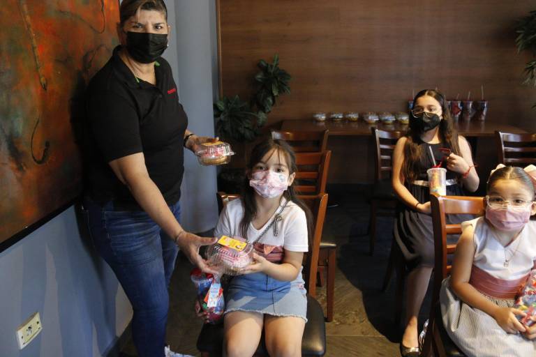 Datemex festeja a los niños con función de cine