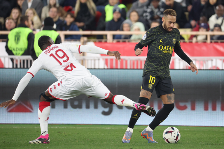París Saint Germain sufre duro revés en Mónaco