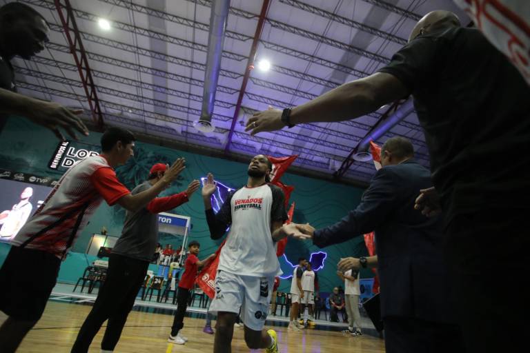 Venados Basketball sale a su primera gira de temporada
