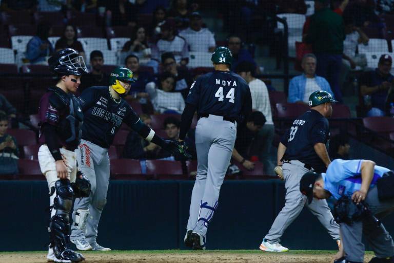 Cañeros de Los Mochis se asegura la serie en Culiacán
