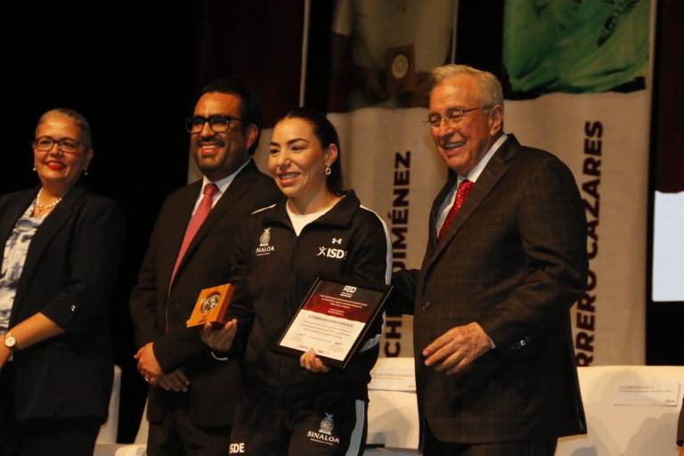 Realizan entrega del Premio Estatal del Deporte Sinaloa 2023