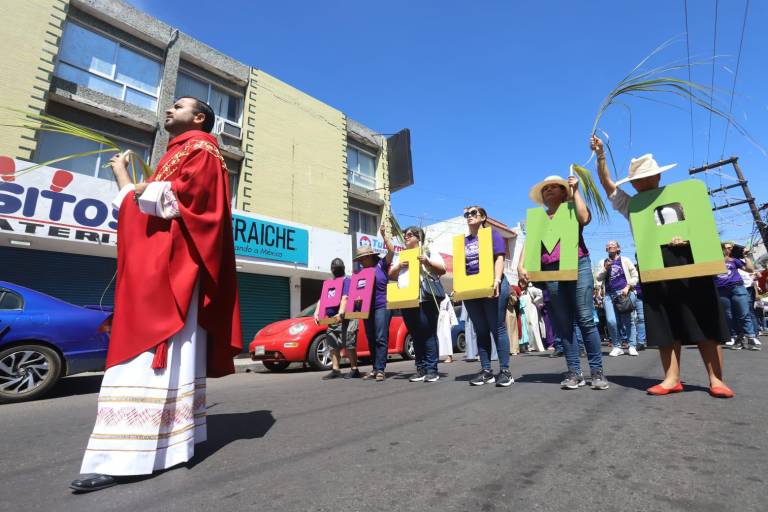 Arranca la Pascua Juvenil de Mazatlán con procesión y misa de Domingo de Ramos