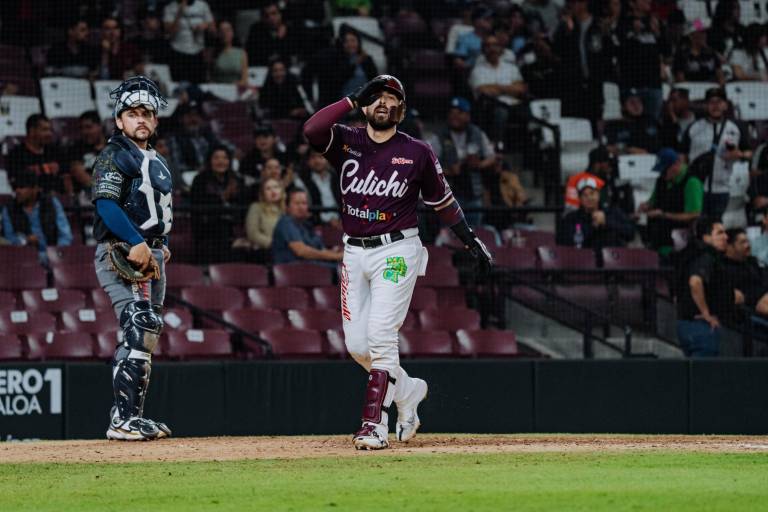 Tomateros de Culiacán se asegura la serie en casa