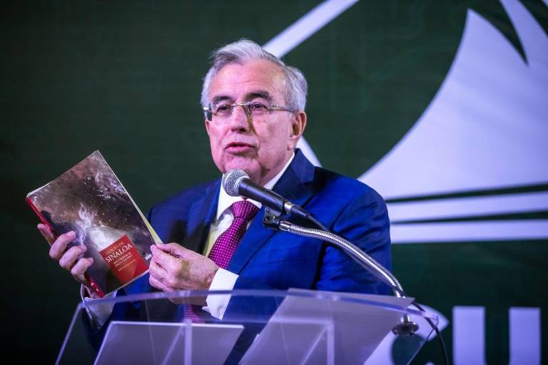 La lectura de libros es un acto liberador, dice Rocha Moya al clausurar la FIL Culiacán