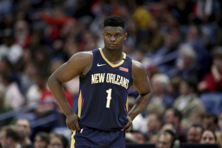 Zion Williamson es baja indefinidamente de los Pelicans, en la NBA