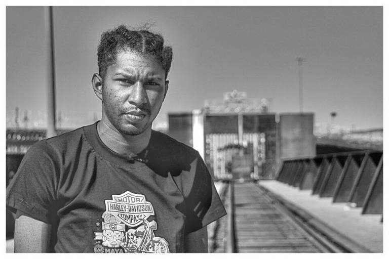 Migrantes venezolanos buscan sobrevivir en Juárez y cruzar a EU