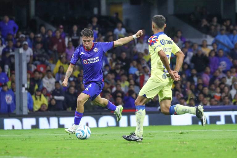América aprovecha errores de Cruz Azul para ganar el Clásico Joven