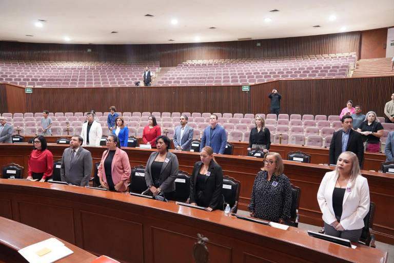 Recuerdan a Héctor Melesio Cuén Ojeda con un minuto de silencio en el Congreso de Sinaloa