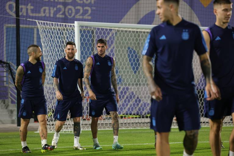 Argentina y Australia disputan su pasaje a cuartos de final