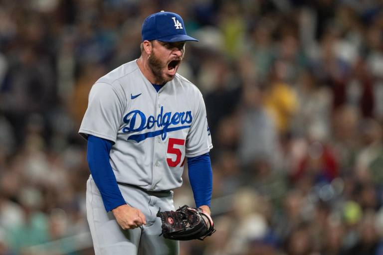 Dodgers acuerda con Ryan Brasier por dos años