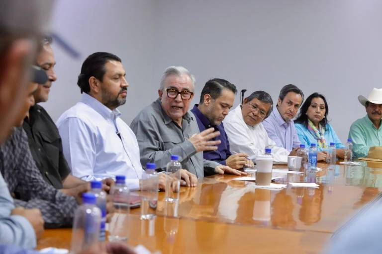 Ofrece Rocha Moya bajar para Sinaloa bolsa de apoyo para 3.8 millones toneladas de maíz