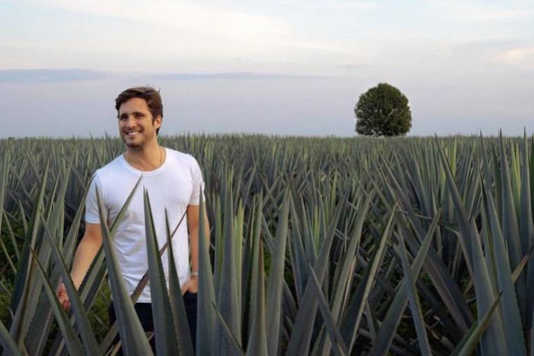 Diego Boneta se lanza como empresario con un tequila