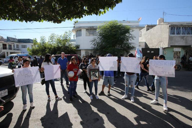 Amigos de Valentina, niña asesinada en Mazatlán, exigen justicia