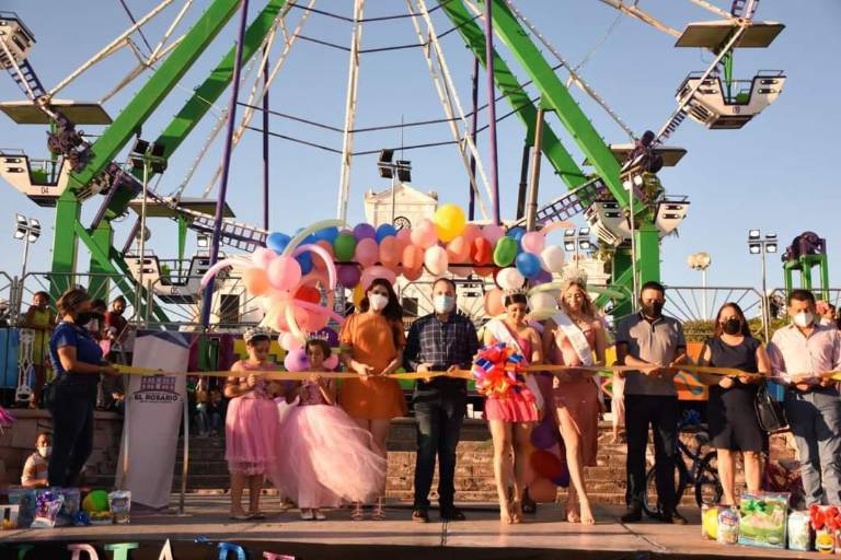 Invitan al espectáculo reinas de primavera en El Rosario