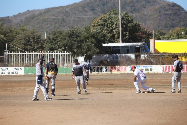 Sanabria’s sella triunfo en Liga de Beisbol ‘CB’, en Polluelos