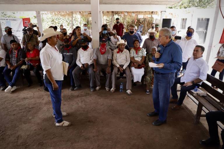 Rocha se reúne con gobernadores tradicionales indígenas; dice que no se meterá en el tema de la planta de amoniaco
