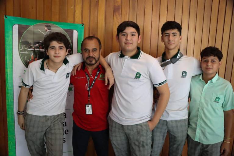 Cobaes festeja su cumpleaños 41 con concierto de la OSSLA