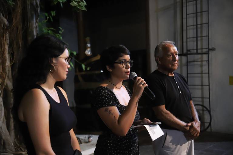María Aurora Acosta plasma ‘Recuerdos sin presencia’