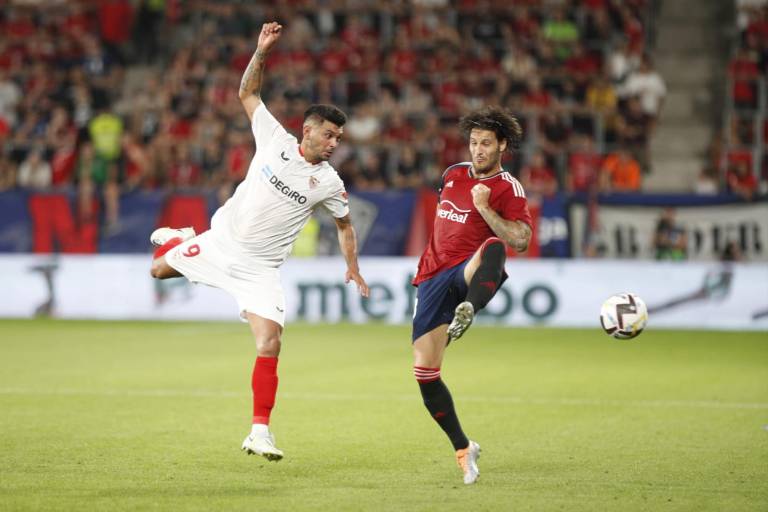 Sevilla y Tecatito arrancan la temporada con derrota