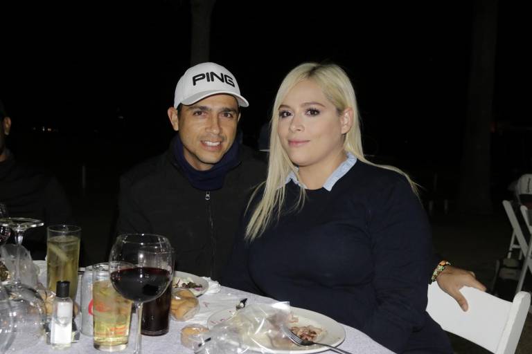 Premian desempeño de golfistas