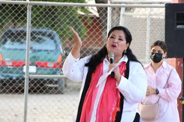 Rosa Elena Millán cierra campaña en su ejido natal San Diego