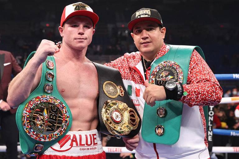 Canelo Álvarez explota contra sus detractores