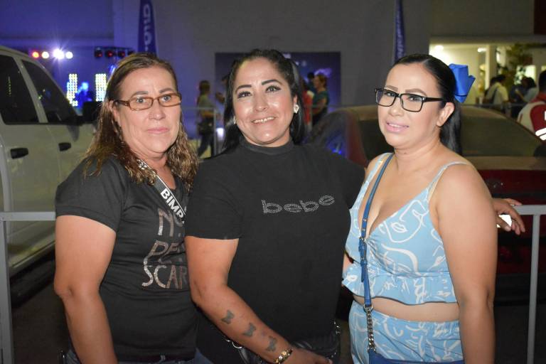 Disfrutan de una noche inolvidable con María José