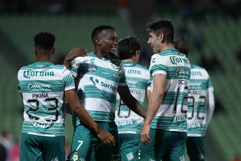 Santos apaga Rayos en casa