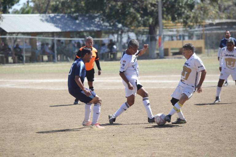 Muralla valida los pronósticos y es campeón Platino