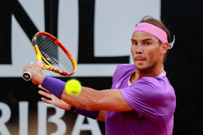 Rafa Nadal salva dos puntos para partido ante Shapovalov en Roma