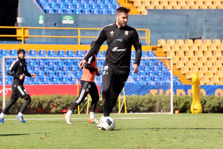 Posponen el Tigres-Santos Laguna por el Covid-19