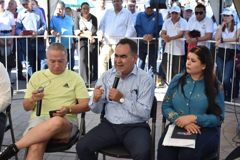 Asegura abogado de Madueña que no hay delito por perseguir