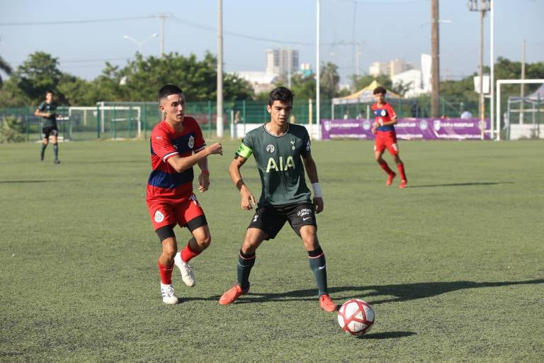 Fuerzas Básicas de los Cañoneros se encaminan a su clasificación en la Copa Mazatlán